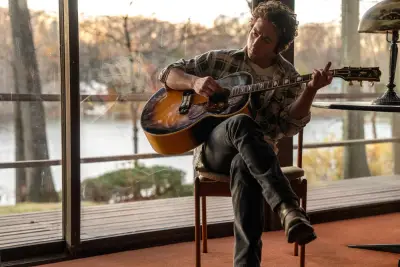 ‘Springsteen’ more character study than biopic