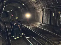 Hundreds evacuated after Blue Line train gets stuck under Boston Harbor